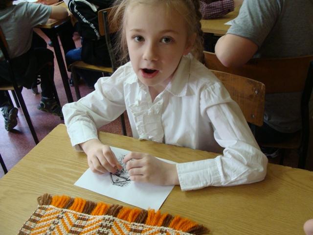 12.04.2018_W BIBLIOTECE04.JPG